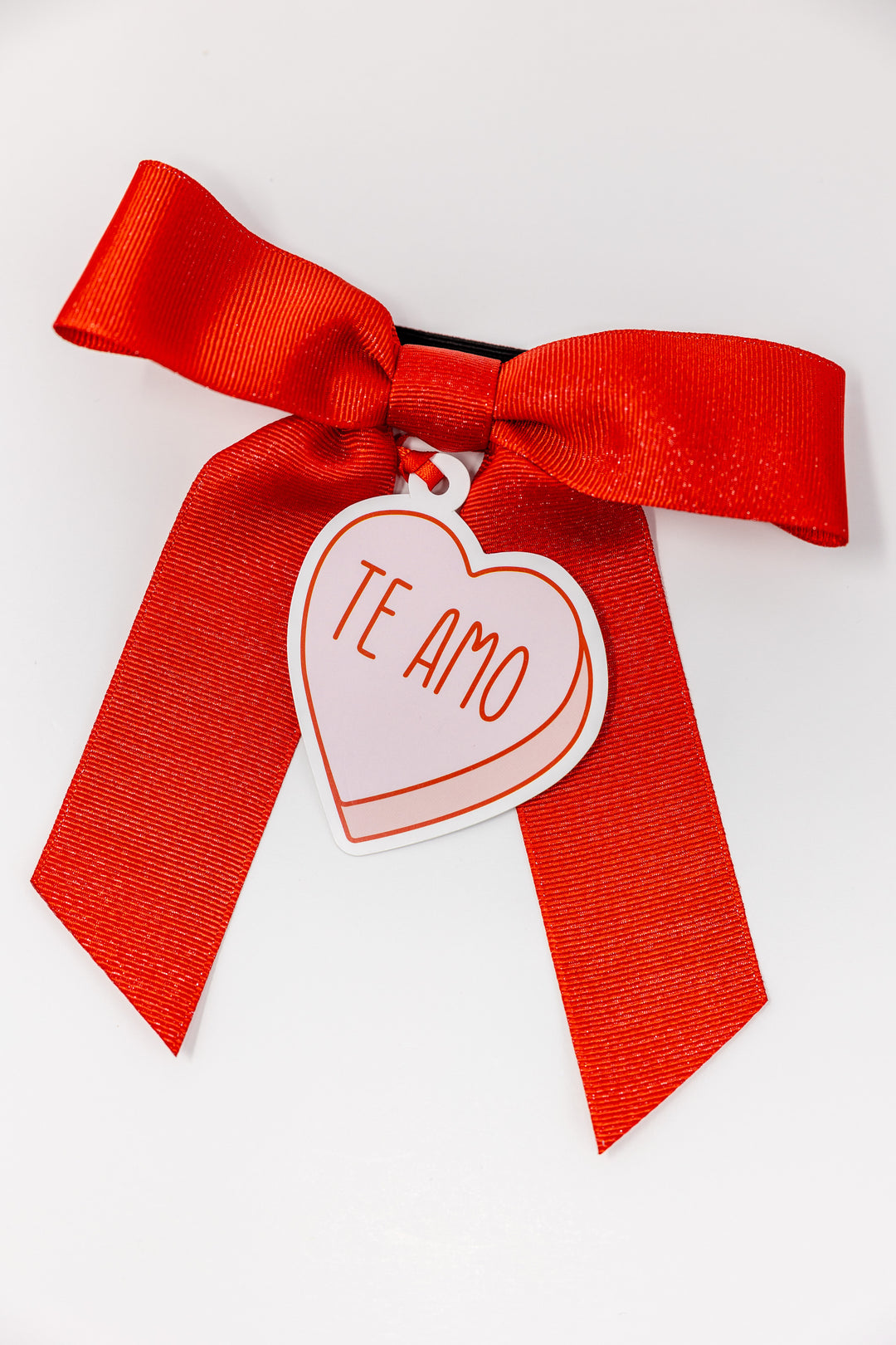 Bottle Bow + Gift Tag™ - Te Amo Candy Heart